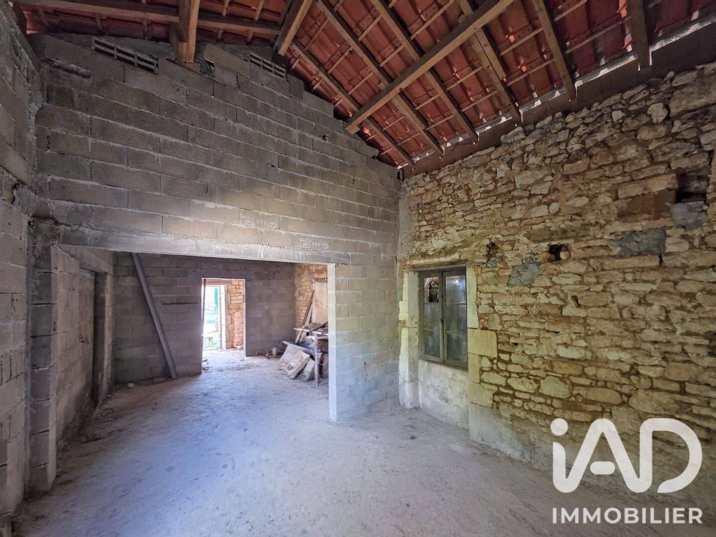 Maison 1 pièce 59 m² · à Garat · 59 m² · 29 500 €