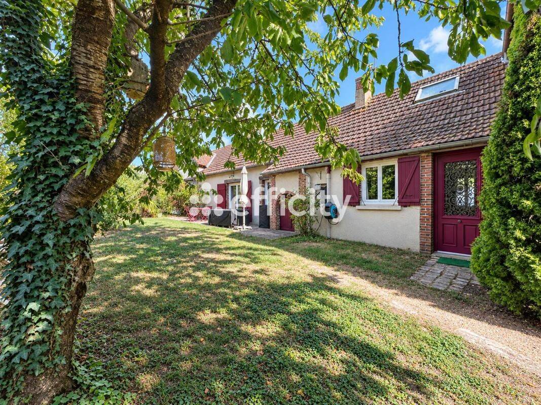 Maison 7 pièces 183 m² · à Berchères-Saint-Germain · 183 m² · 310 000 €