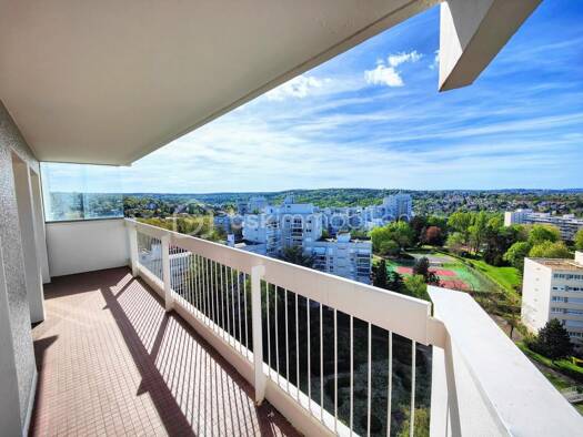 Appartement à vendre 422 000 € 5 pièces 3 chambres 96,9 m² Étage 12/15 Witold Marly-le-Roi 78160