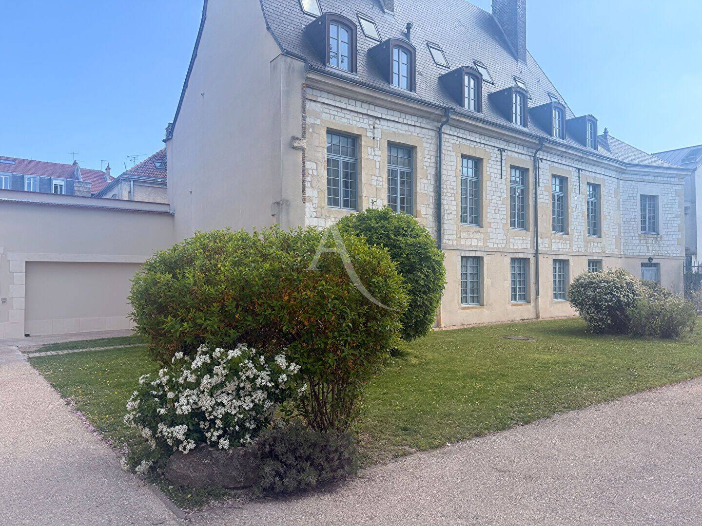 Appartement 6 pièces 97 m² · à Reims · 97,3 m² · 280 000 €