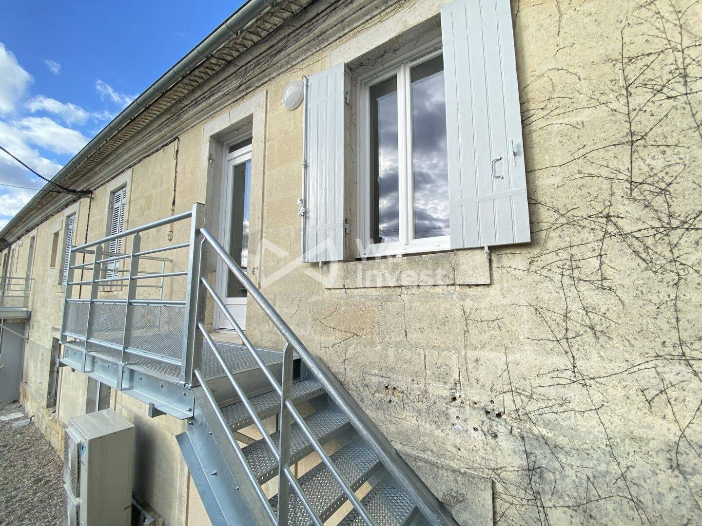 Appartement 3 pièces 97 m² · à Cavignac · 97 m² · 900 €