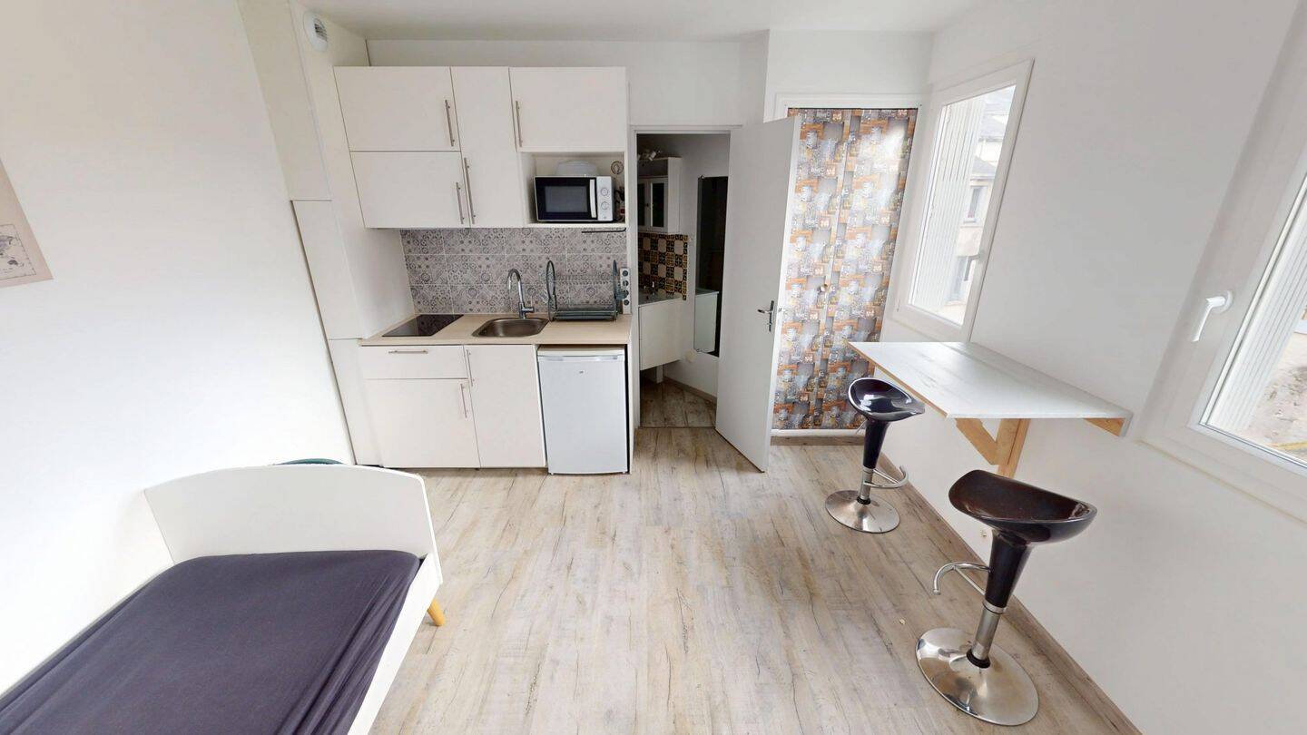 Appartement 1 pièce 15 m² · à Orléans · 15,3 m² · 450 €