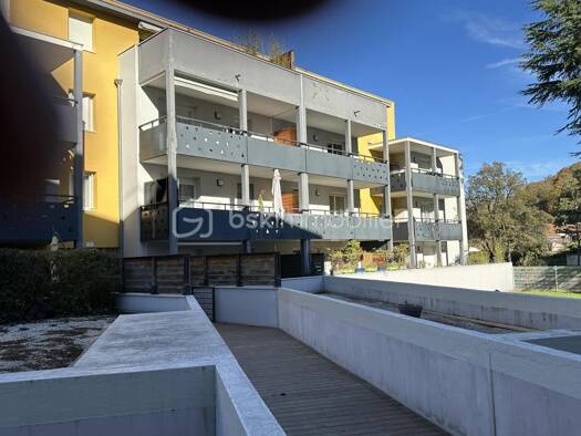 Appartement à vendre 105 000 € 2 pièces 1 chambre 46,1 m² RDC/4 Centre Échirolles 38130