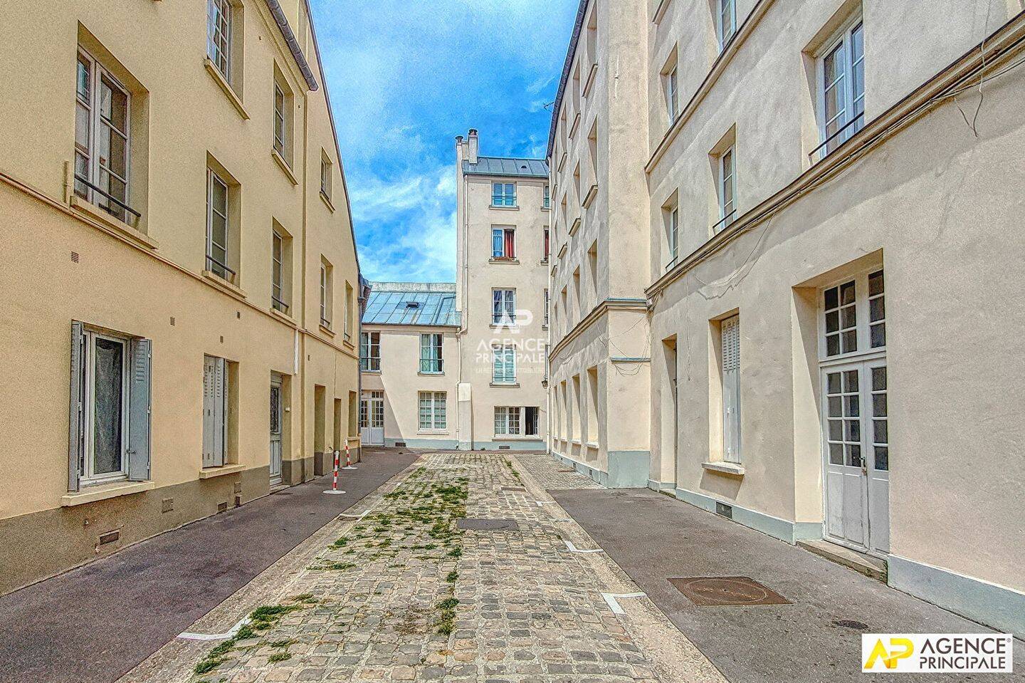 Appartement 2 pièces 41 m² · à Versailles · 41 m² · 330 000 €