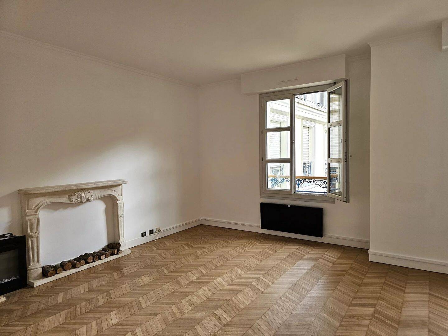 Appartement 2 pièces 49 m² · à Saint-Germain-en-Laye · 48,6 m² · 1 350 €