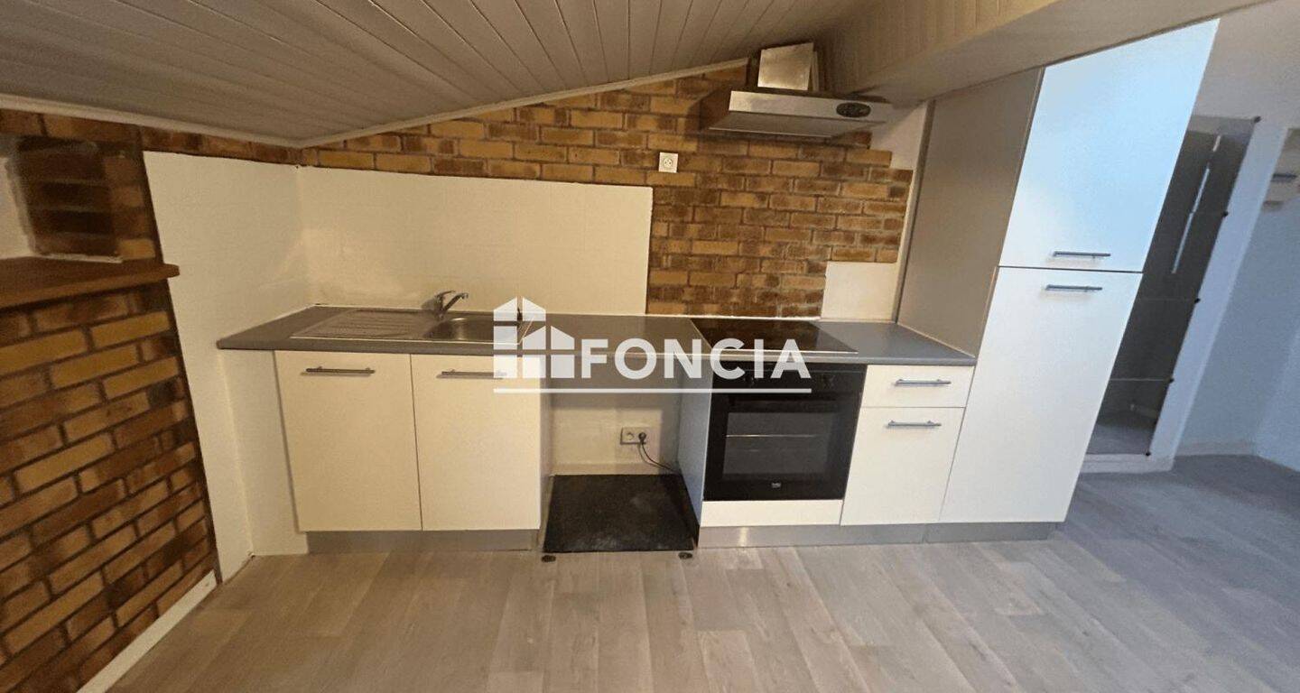 Appartement 2 pièces 43 m² · à Saint-Symphorien-d'Ozon · 42,7 m² · 660 €