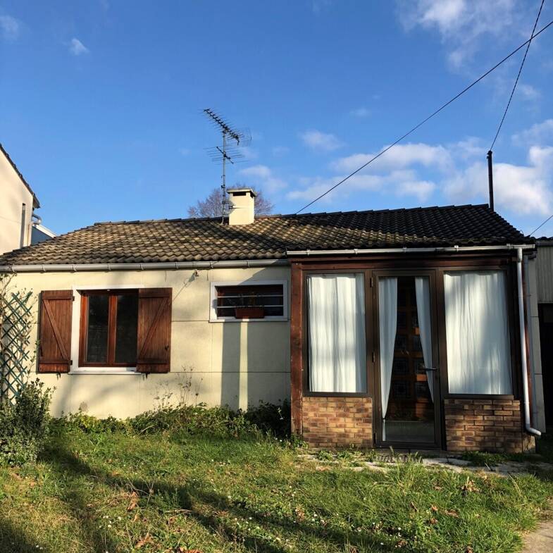 Maison de plain-pied à louer 1 300 € 3 pièces 2 chambres 69,2 m² 450 m² de terrain Vert Galant Tremblay-en-France 93290