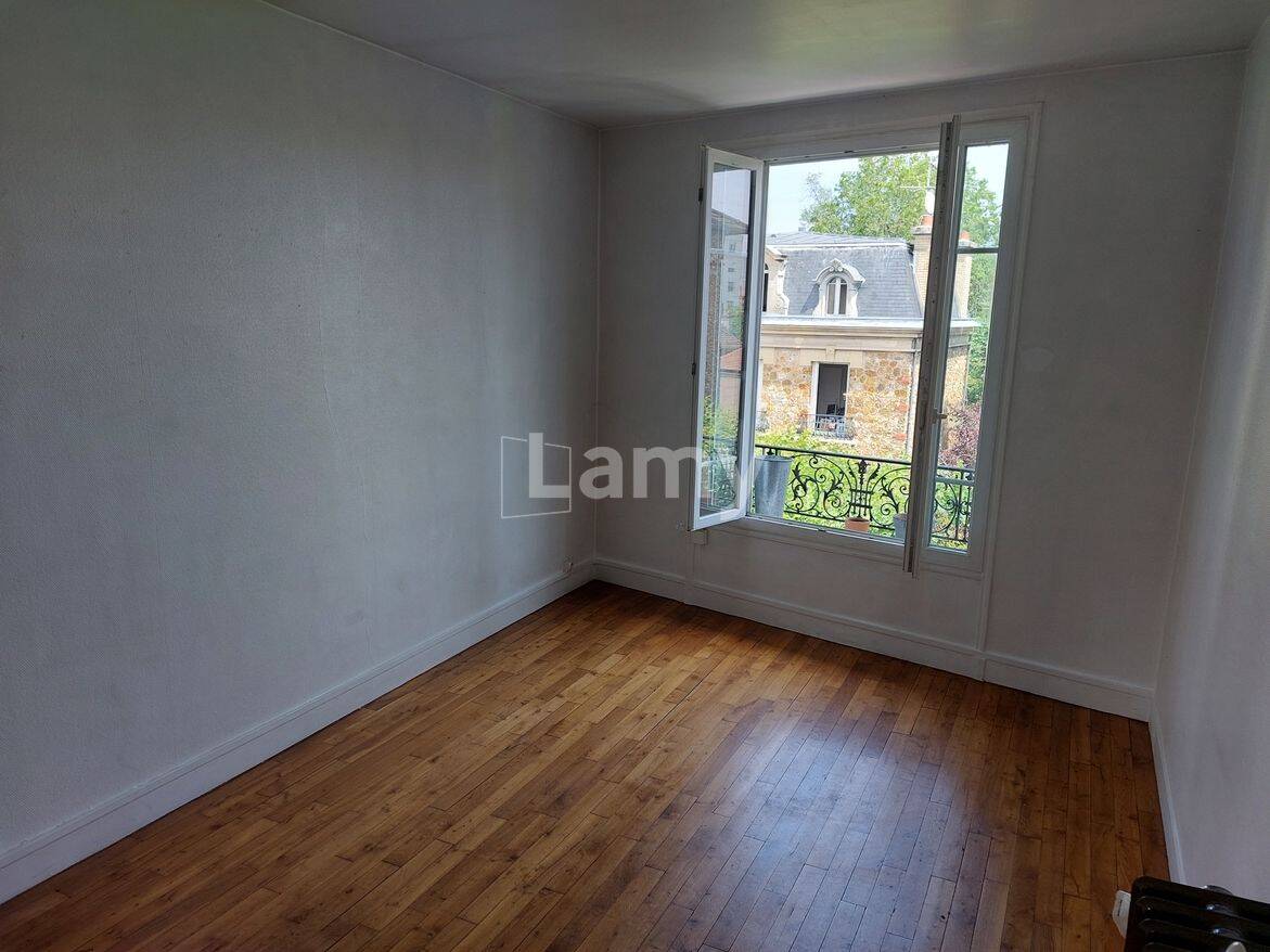 Appartement 3 pièces 62 m² · à Poissy · 62,2 m² · 853 €