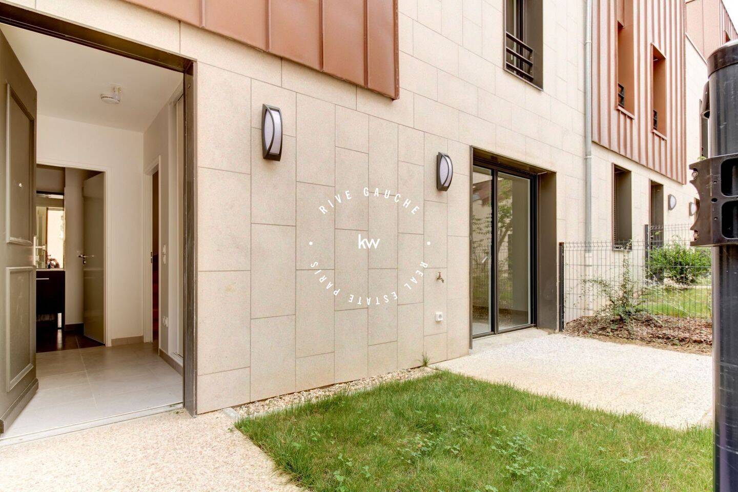 Maison 4 pièces 97 m² · à Clichy · 96,6 m² · 2 443 €