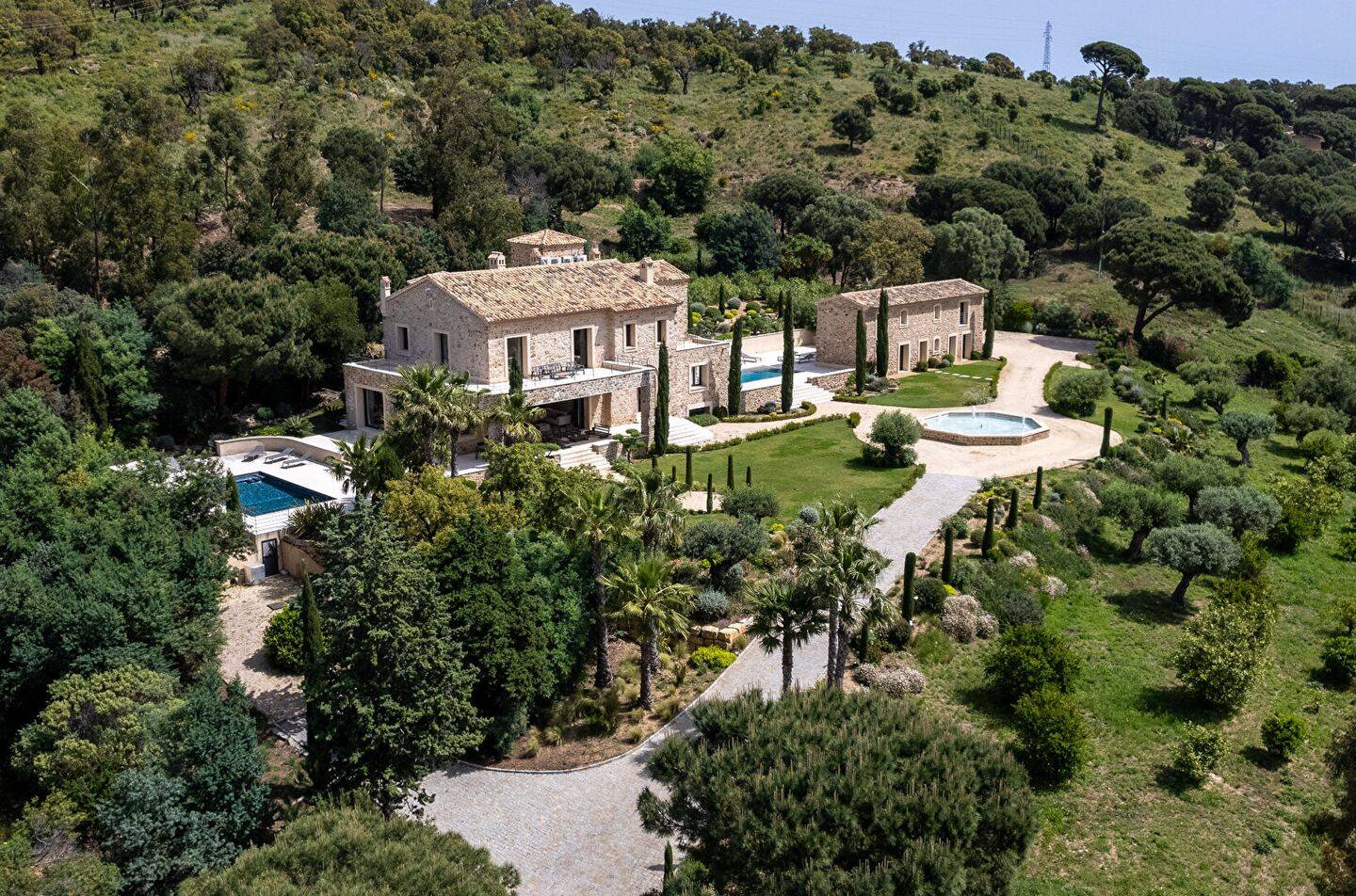 Maison 13 pièces 560 m² · à Sainte-Maxime · 560 m² · 12 500 000 €