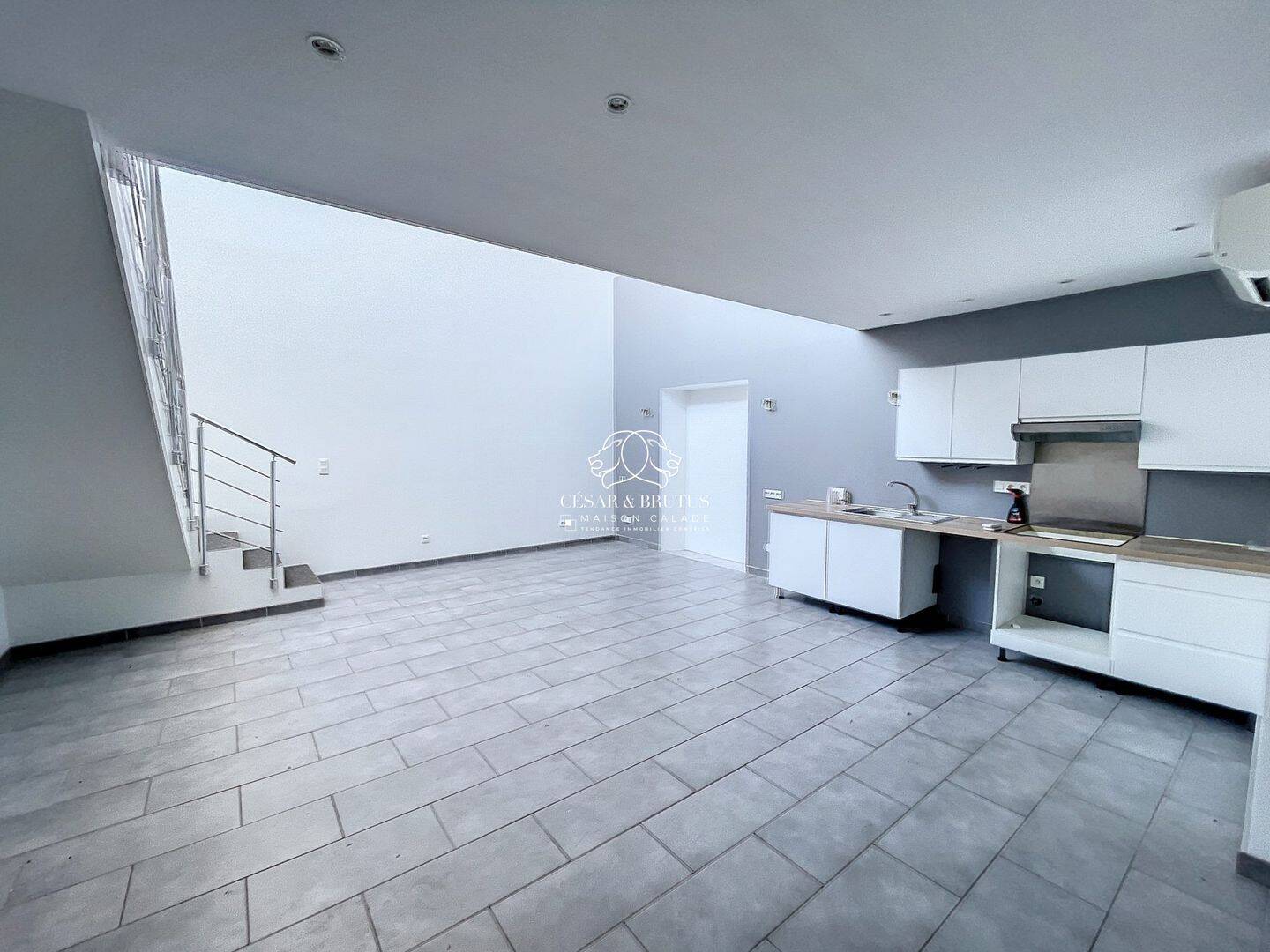 Appartement 3 pièces 82 m² · à Villefranche-sur-Saône · 82 m² · 826 €/mois