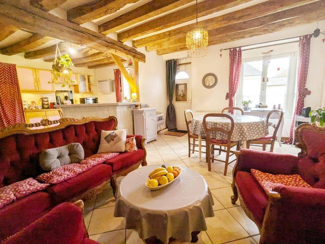 Maison 4 pièces 90 m² · à Pontvallain · 90 m² · 126 500 €