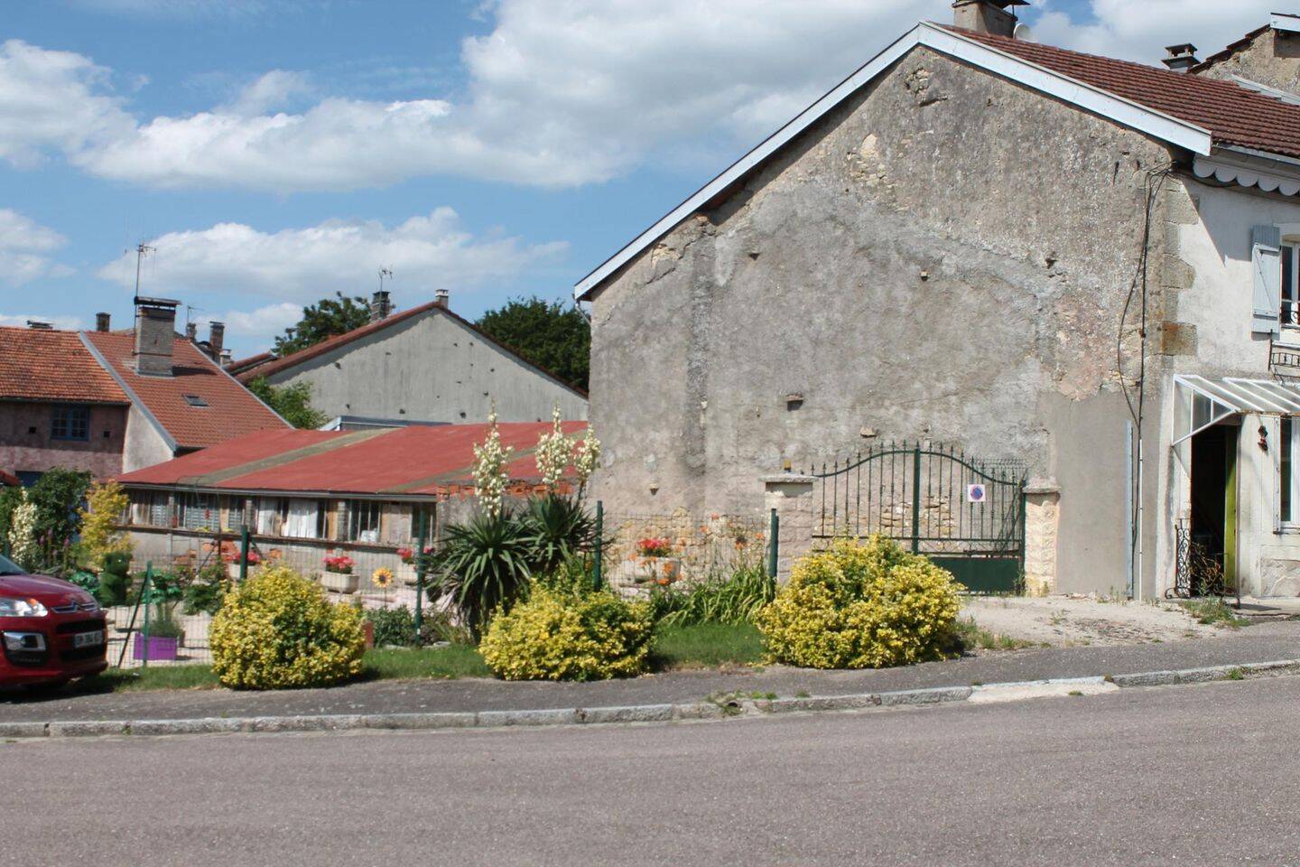 Maison 6 pièces 84 m² · à Lamarche · 84 m² · 22 000 €