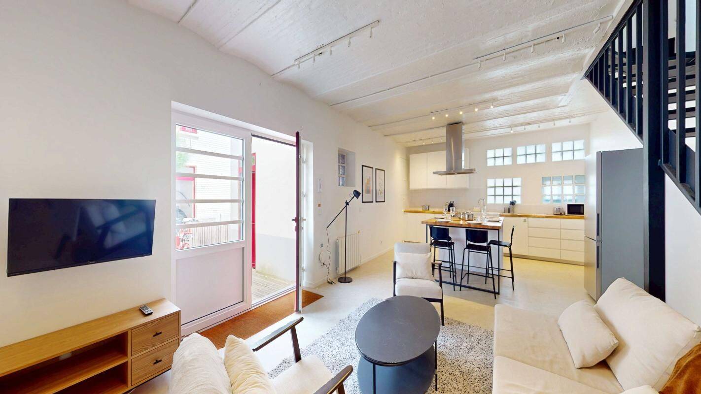 Appartement 1 pièce 95 m² · à Ivry-sur-Seine · 95 m² · 920 €/mois