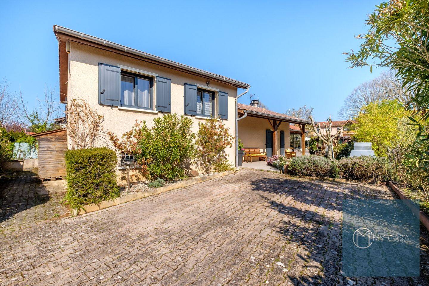 Maison 6 pièces 148 m² · à Rillieux-la-Pape · 148 m² · 499 000 €