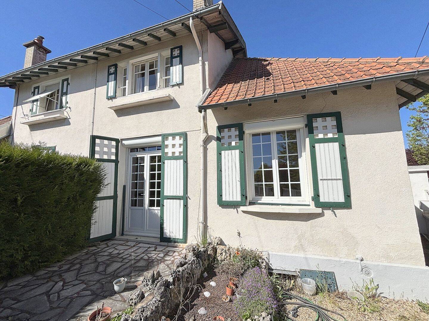 Maison 4 pièces 78 m² · à Dijon · 78 m² · 185 000 €