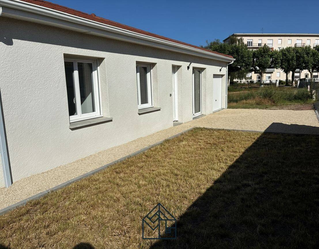 Maison 4 pièces 117 m² · à Roanne · 116,6 m² · 990 €/mois