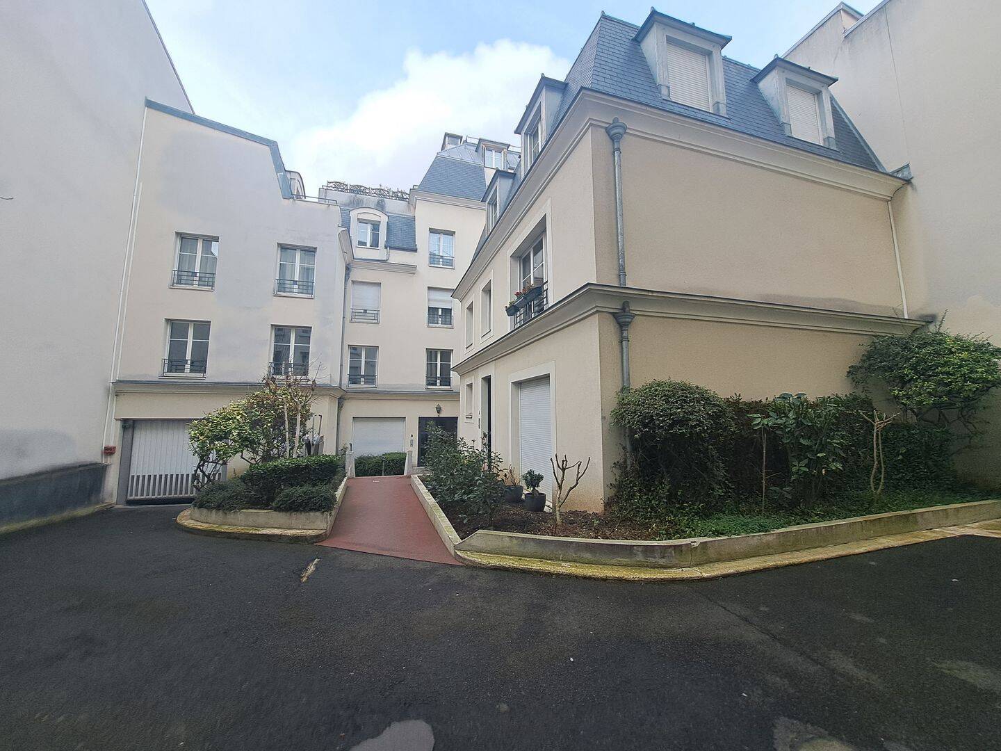 Appartement 5 pièces 133 m² · à Paris 17ème Arrondissement · 132,8 m² · 1 854 000 €