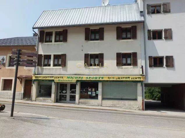 Appartement 3 pièces 65 m² · à Mijoux · 65 m² · 99 500 €