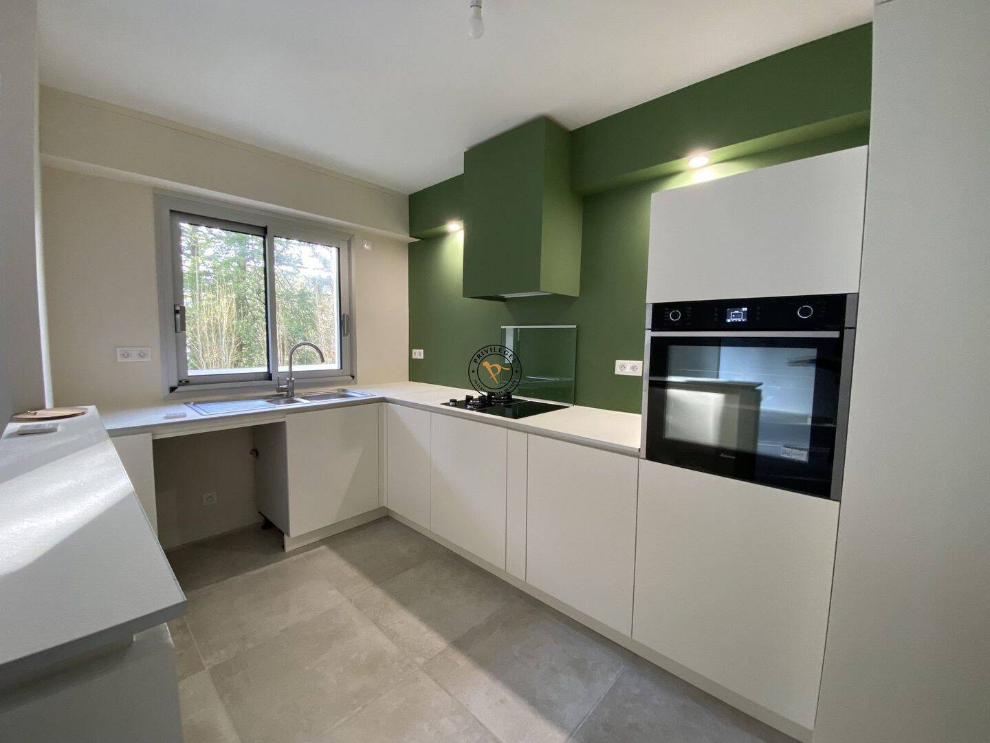 Appartement 4 pièces 101 m² · à Nantes · 100,7 m² · 1 824 €/mois