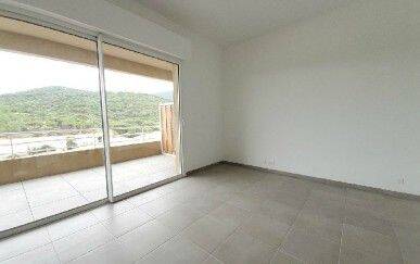 Appartement 2 pièces 44 m² · à Sainte-Maxime · 44 m² · 786 €