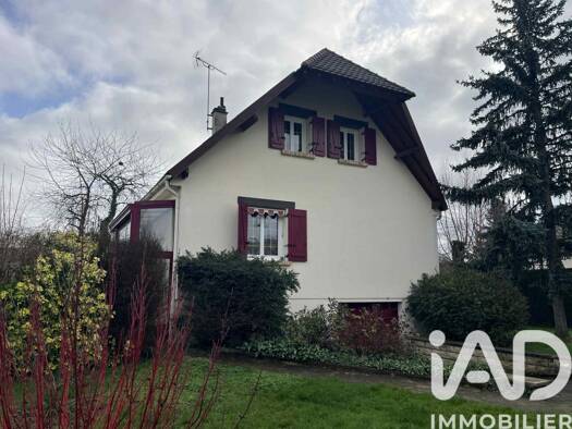 Maison à vendre 229 000 € 5 pièces 4 chambres 122 m² 638 m² de terrain Étrépagny 27150