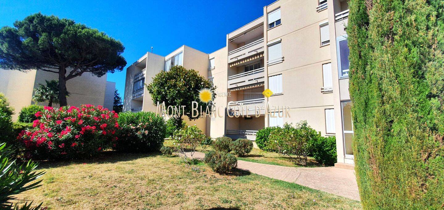 Appartement 1 pièce 27 m² · à Sainte-Maxime · 27 m² · 153 000 €