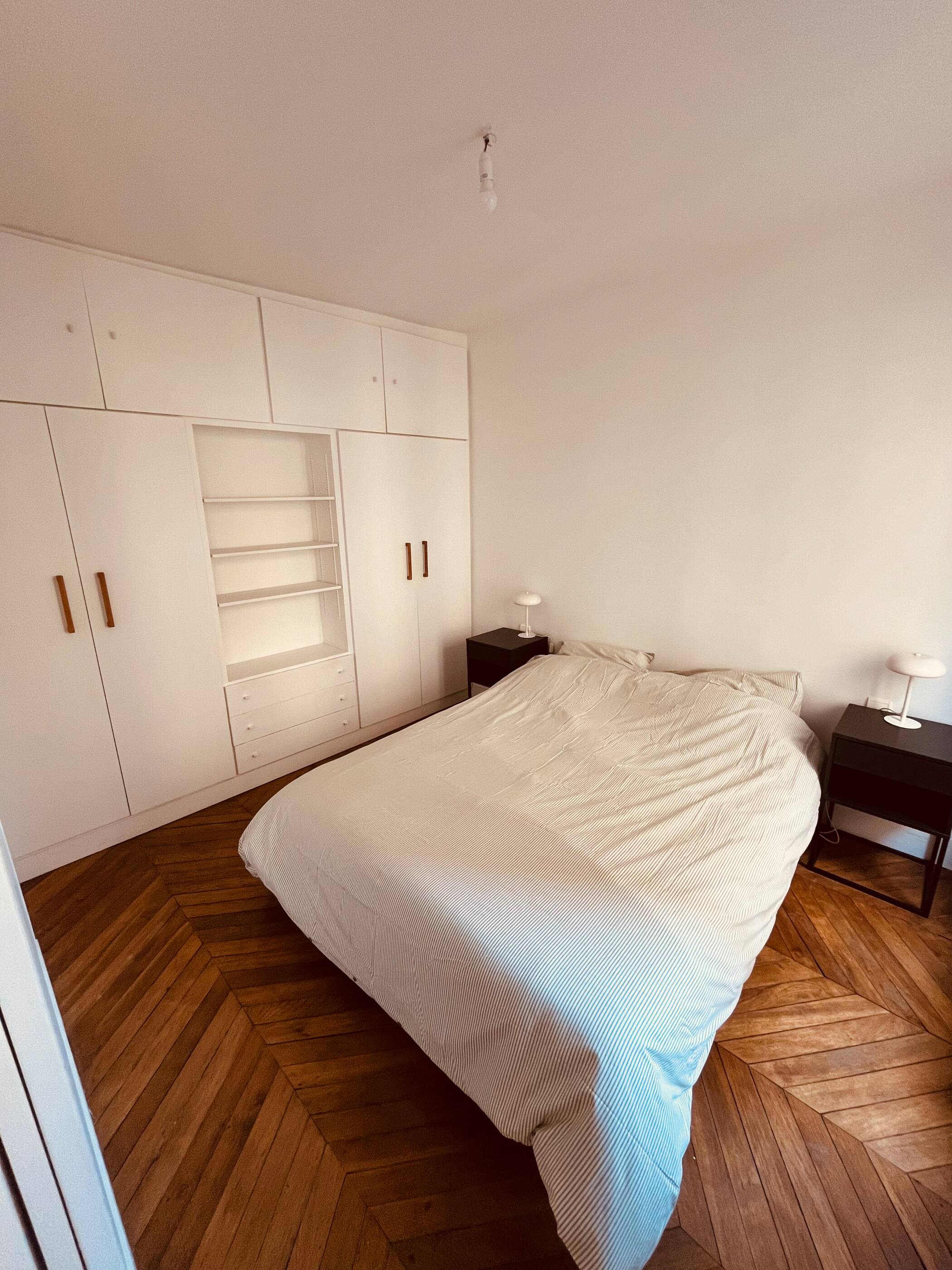 Appartement 2 pièces 42 m² · à Paris 18ème Arrondissement · 42 m² · 1 860 €/mois