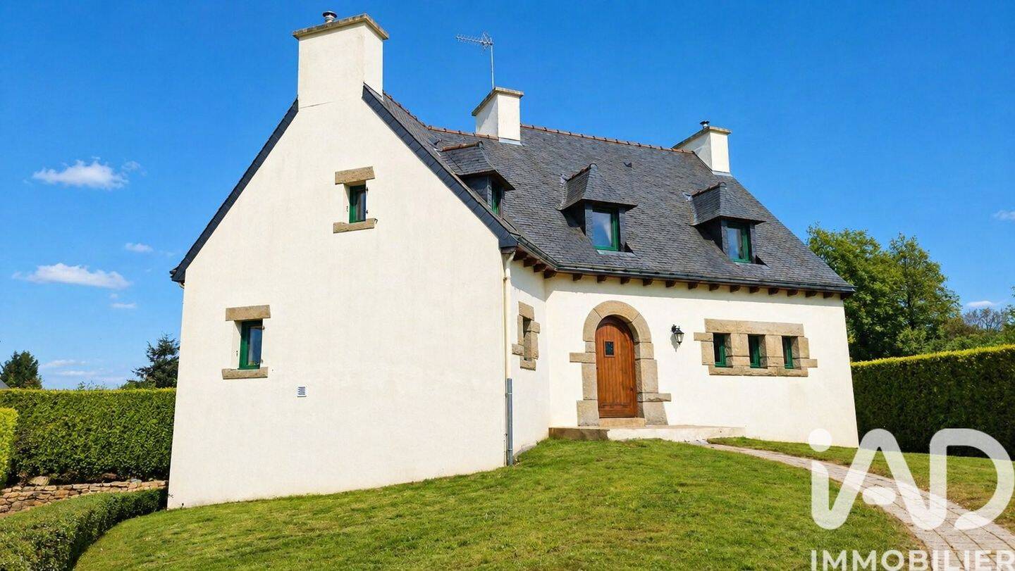 Maison 6 pièces 135 m² · à Plouguenast-Langast · 135 m² · 246 500 €