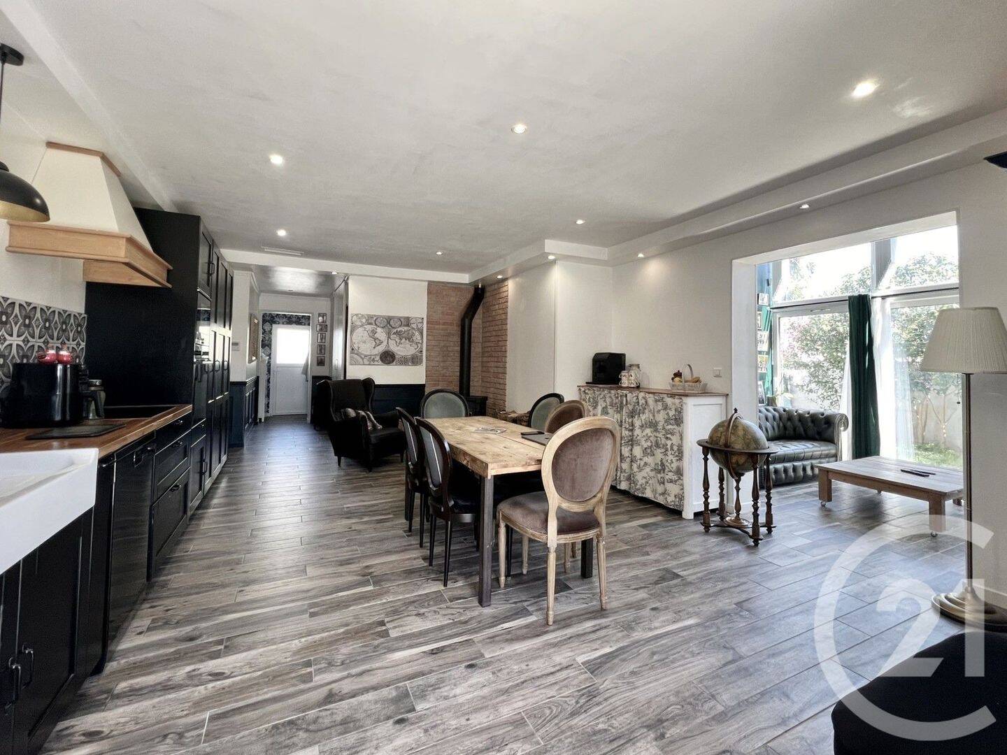 Maison 6 pièces 126 m² · à La Londe-les-Maures · 126 m² · 535 500 €