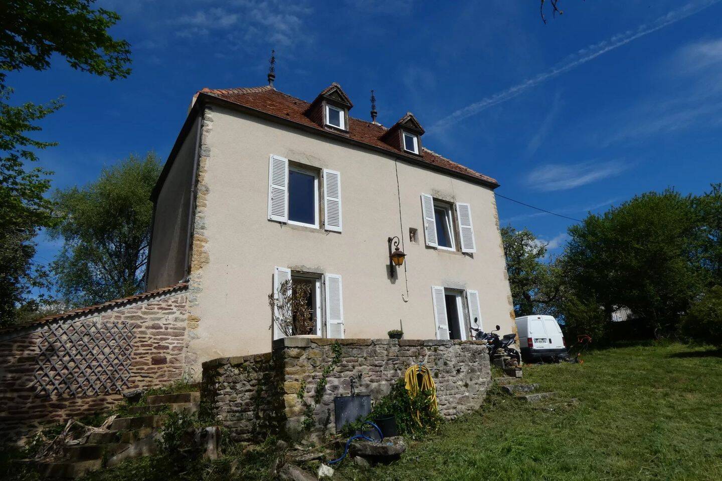Maison 5 pièces 76 m² · à Saint-Pierre-de-Varennes · 76 m² · 199 650 €