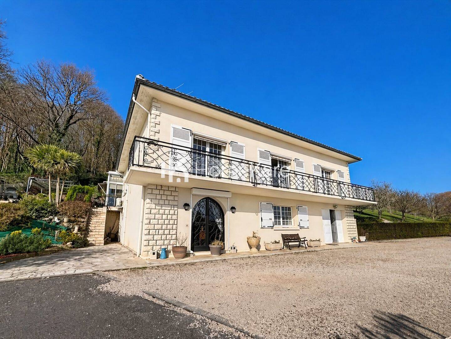 Maison 5 pièces 224 m² · à Villeneuve-de-Rivière · 224 m² · 259 000 €