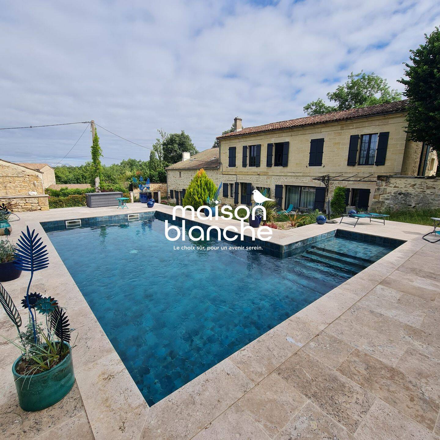 Maison 12 pièces 466 m² · à Saint-Émilion · 466 m² · 799 900 €