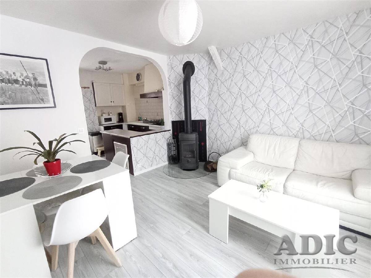 Maison 3 pièces 54 m² · à Ver-sur-Launette · 54 m² · 925 €