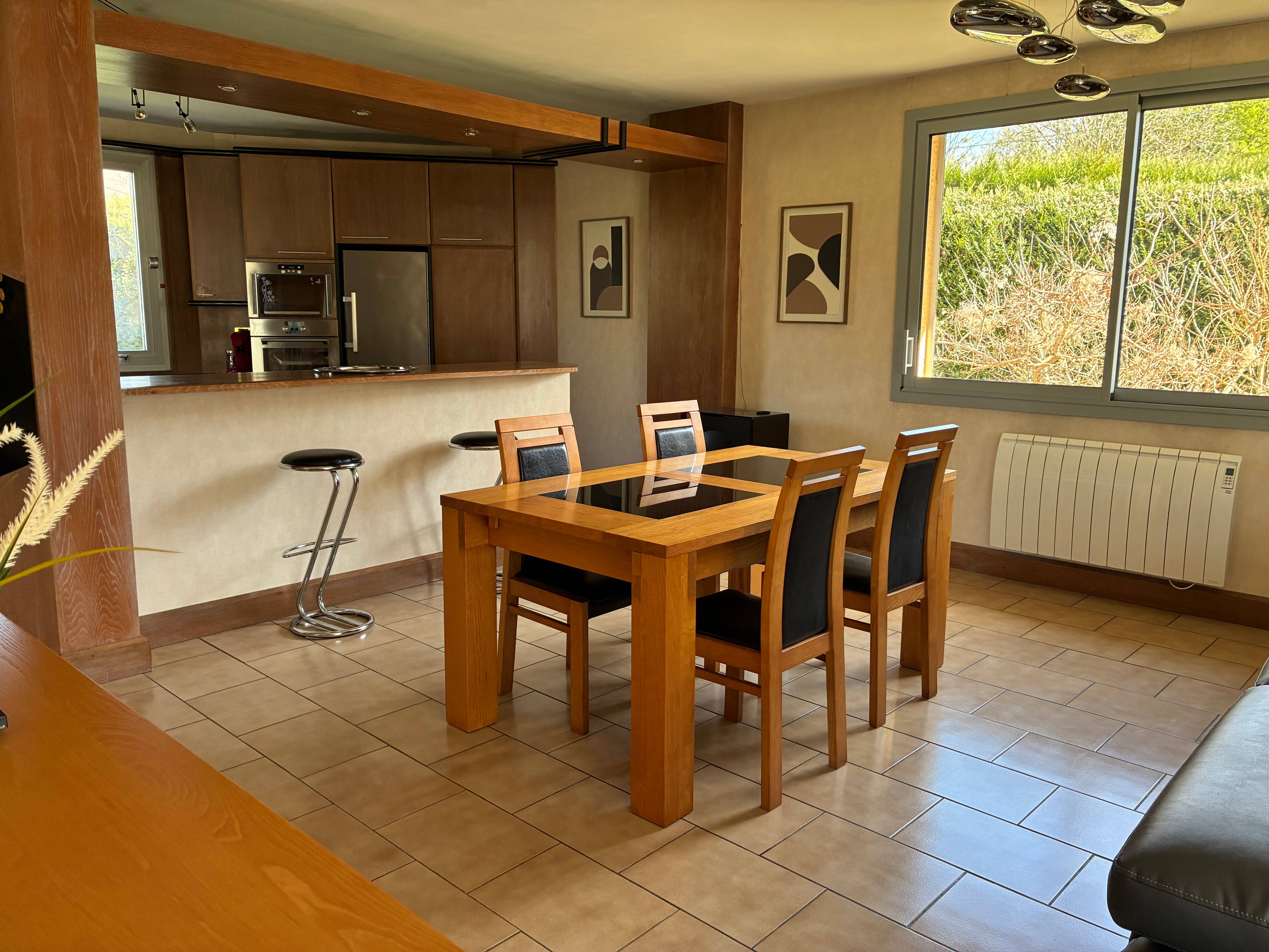 Maison 8 pièces 226 m² · à Garchizy · 226 m² · 310 000 €