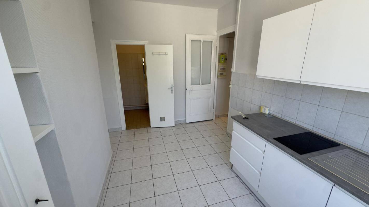 Appartement 1 pièce 36 m² · à Lyon 3ème Arrondissement · 36 m² · 700 €