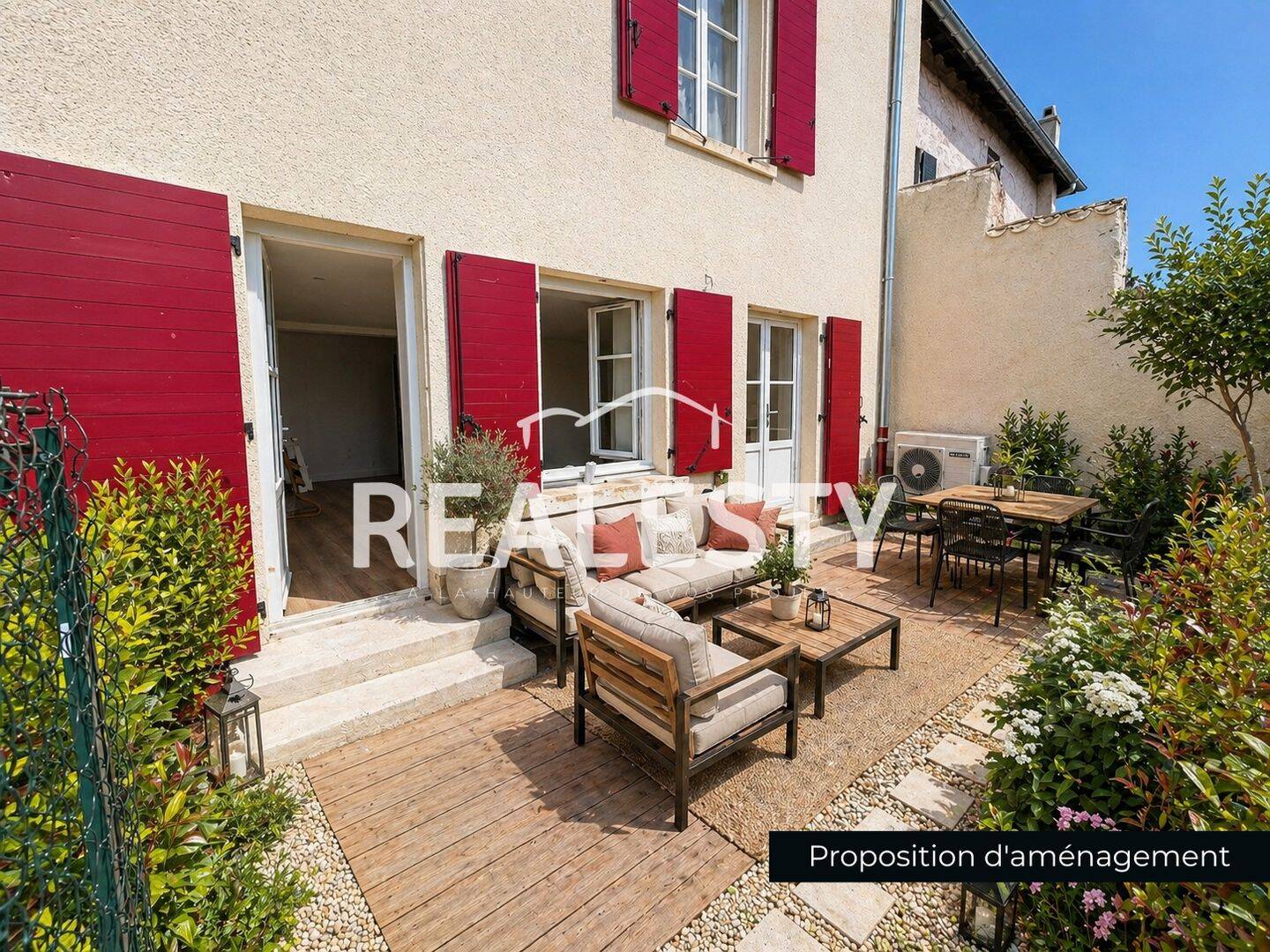 Maison 4 pièces 90 m² · à Chaponost · 89,7 m² · 330 000 €