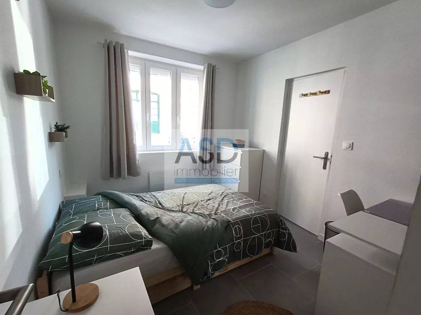 Appartement 1 pièce 11 m² · à Lille · 11 m² · 516 €