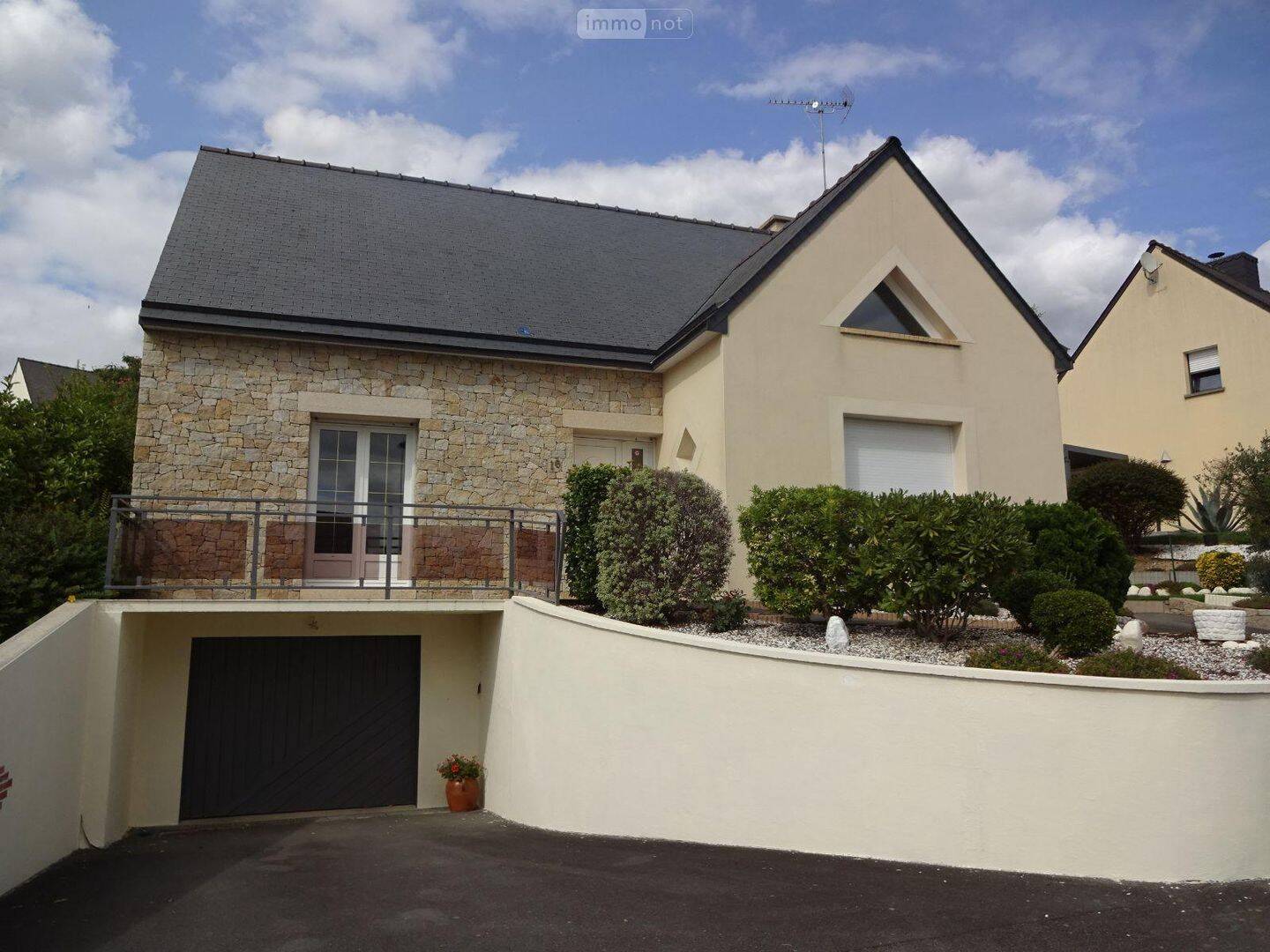 Maison 3 pièces 82 m² · à Fougères · 81,5 m² · 253 700 €