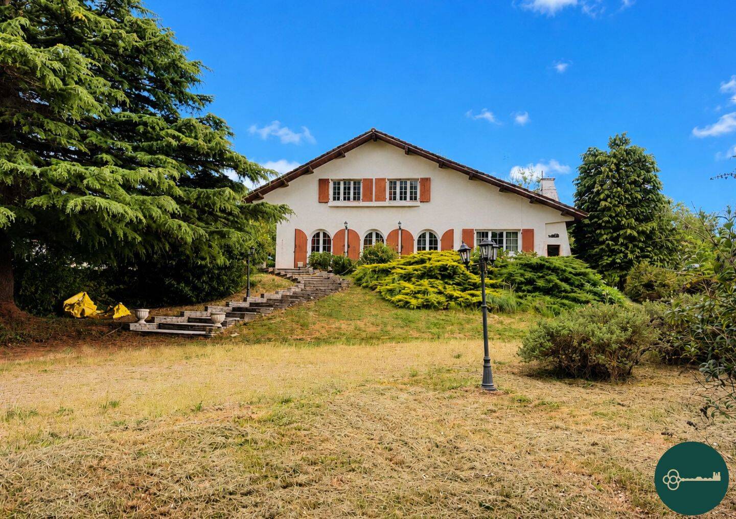 Maison 7 pièces 223 m² · à Foug · 223 m² · 264 000 €