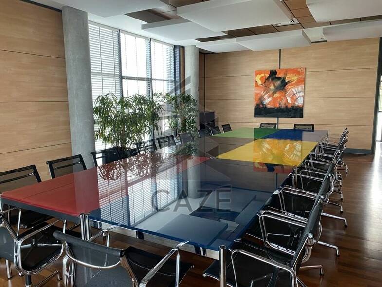 Espace bureau à vendre 1 950 000 € 877 m² de bureaux Merignac 33700