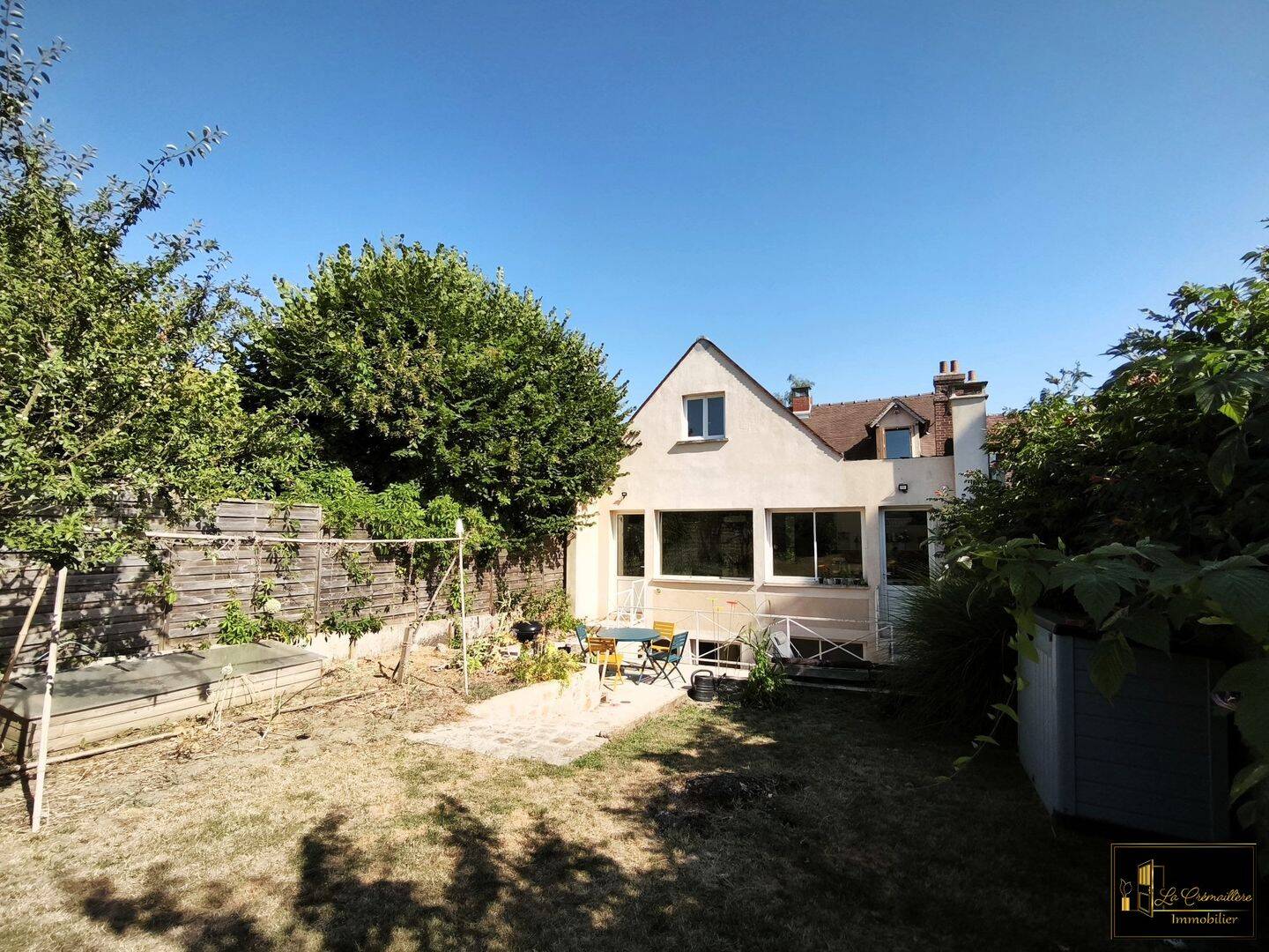 Maison 6 pièces 190 m² · à Sainte-Mesme · 190 m² · 295 000 €