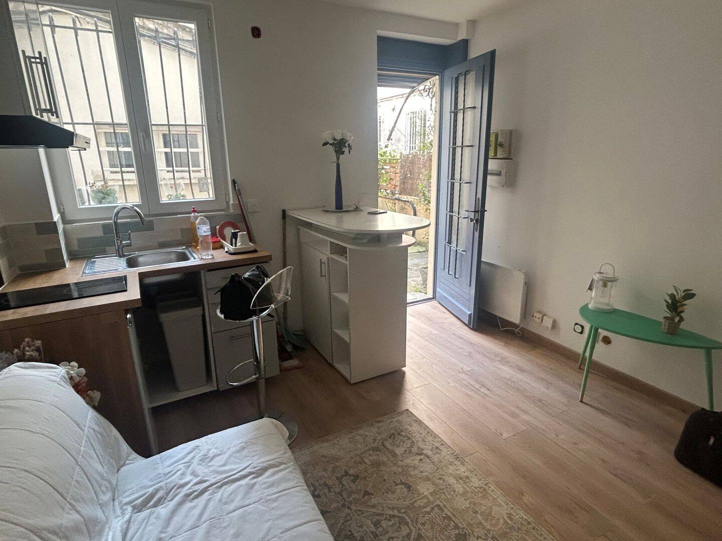 Appartement 1 pièce 16 m² · à Paris 18ème Arrondissement · 15,5 m² · 159 000 €