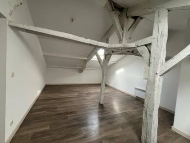 Appartement à louer 570 € 3 pièces 2 chambres 55 m² Étage 2/2 Barcelonne-du-Gers 32720