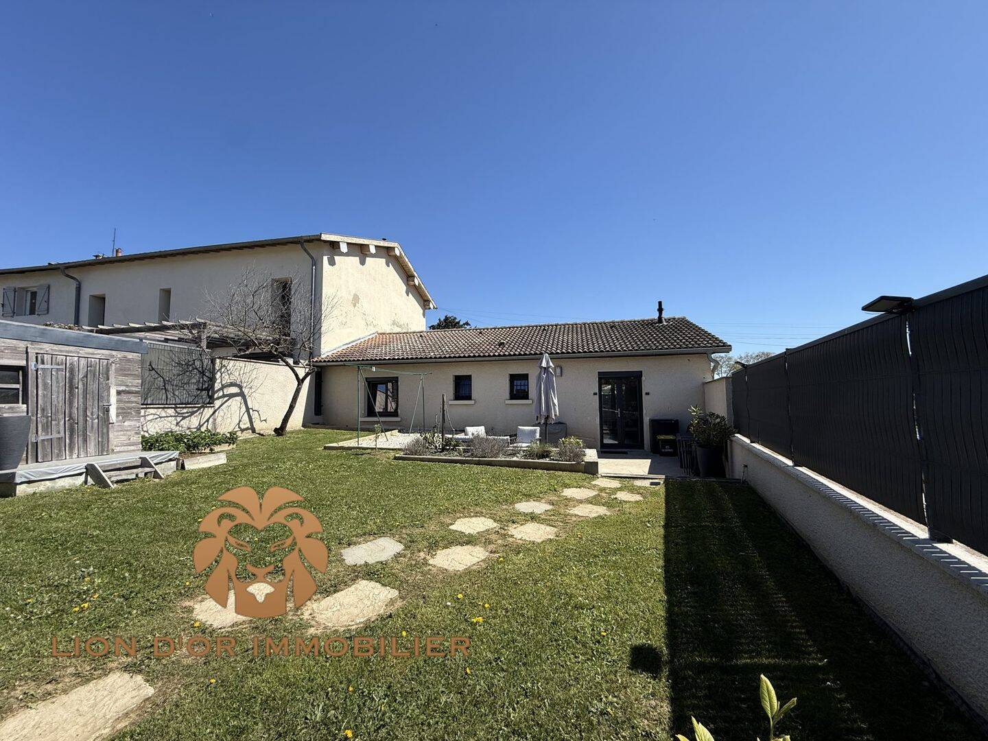 Maison 3 pièces 65 m² · à Mionnay · 64,9 m² · 310 000 €