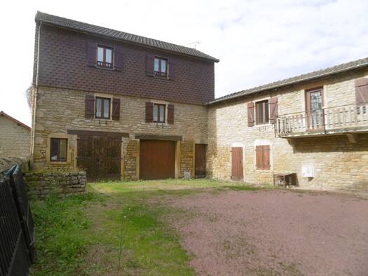 Immeuble à vendre 242 000 € 340 m² Chauffailles 71170