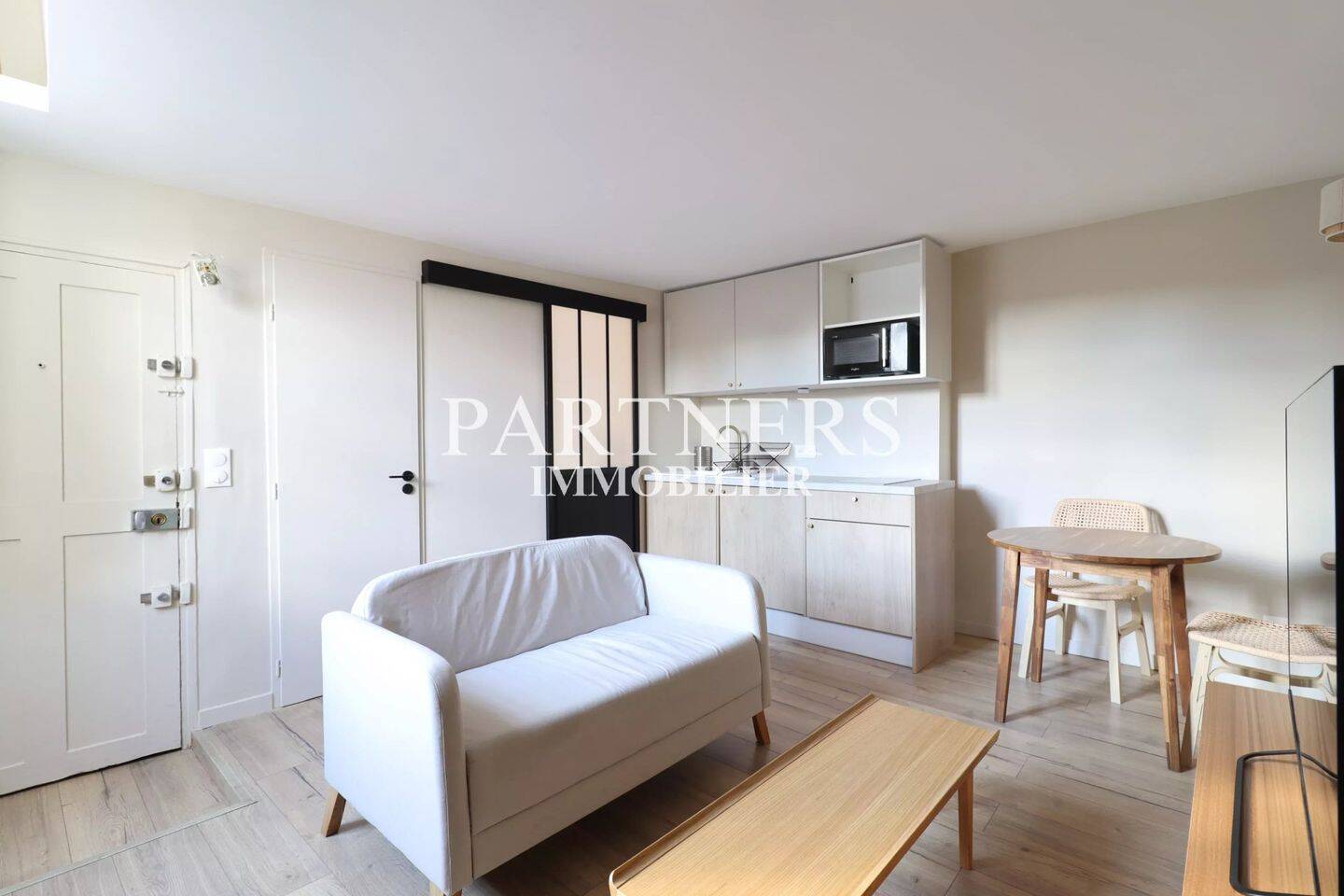 Appartement 2 pièces 25 m² · à Aix-en-Provence · 24,9 m² · 890 €/mois