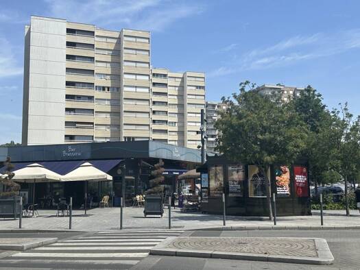 Appartement à vendre 199 000 € 3 pièces 2 chambres 64,1 m² Étage 5/11 Périchelles-Saint Hubert-Centre Gare-Abbesses Chelles 77500