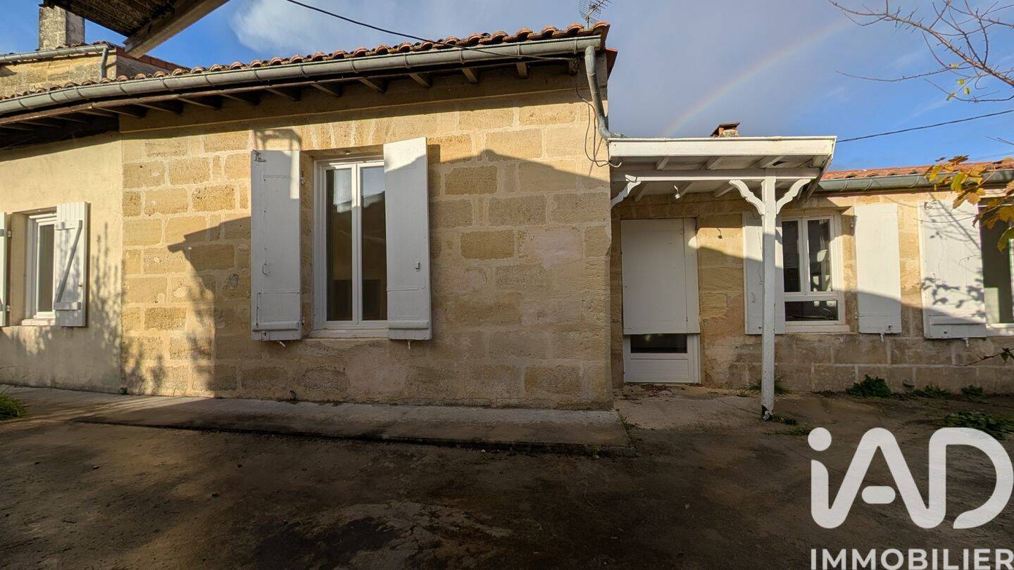 Maison 4 pièces 100 m² · à Lamarque · 100 m² · 150 000 €