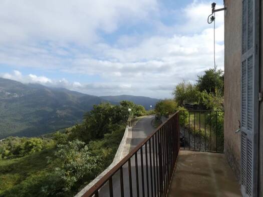 Maison à vendre 300 000 € 8 pièces 160 m² 220 m² de terrain Campile 20290